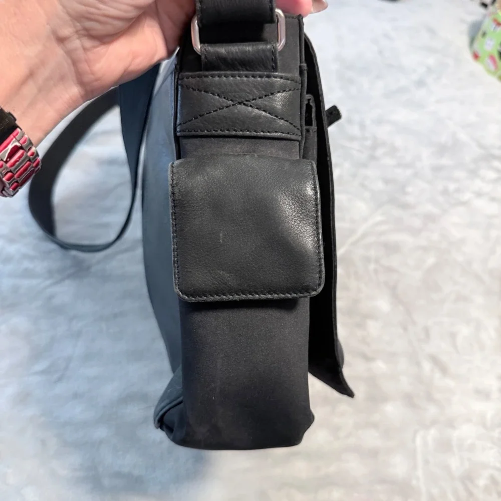 Fossil Black Leather Nylon Messenger Bag Organizer Laptop Crossbody Adjustable